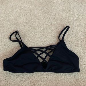 Black bikini top